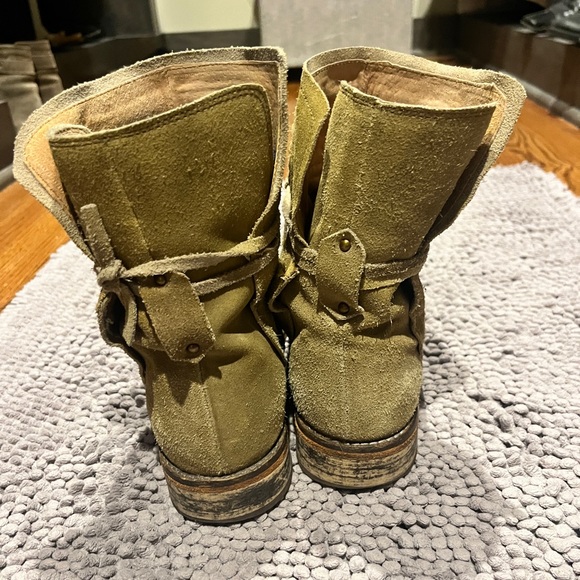 Free People Green Suede Cambridge booties size 7 - Picture 5 of 8
